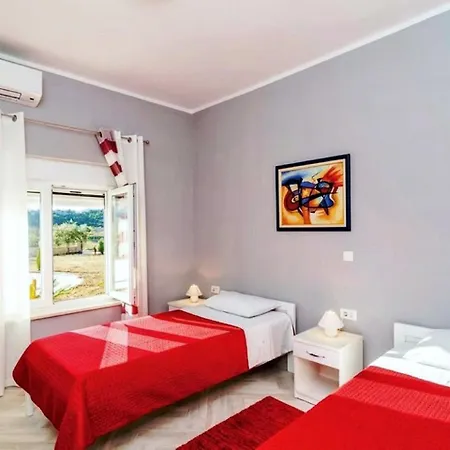Beautiful In With Private Pool Villa Peracko Blato