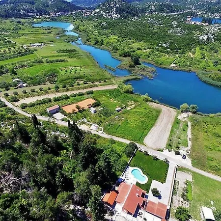 Beautiful In With Private Pool Villa *