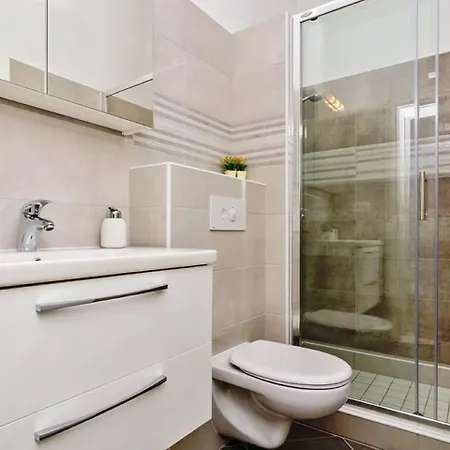 Beautiful In With Private Pool * Peracko Blato