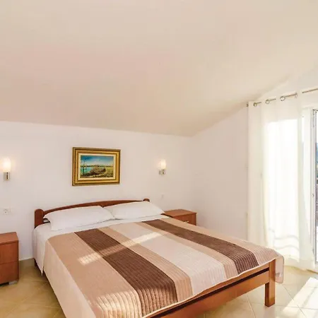 Beautiful In With Private Pool