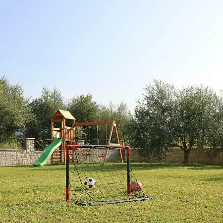 Beautiful In With Private Pool Peracko Blato